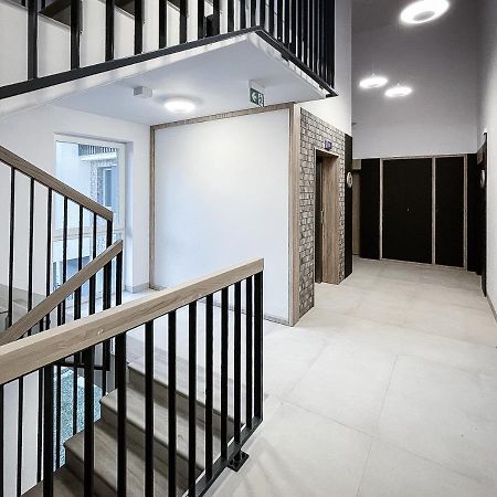 Apartament Clever 1 Kamienica Grochow Varsó Kültér fotó